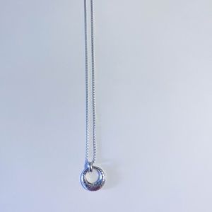 Two Sided Sterling Silver necklace 18in reversible